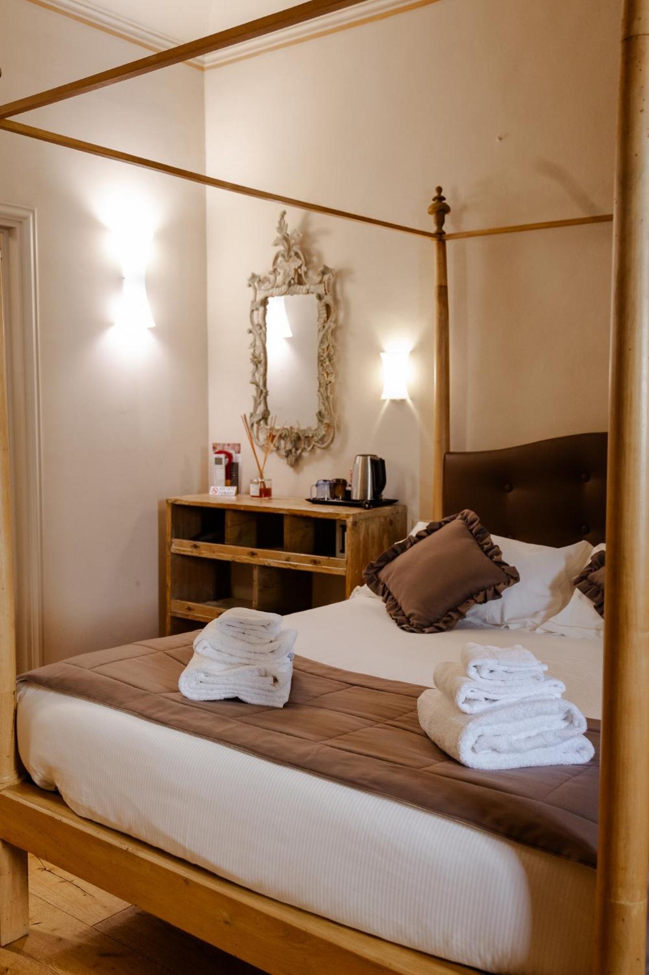 Superior Double Room,1692097129:JPEG